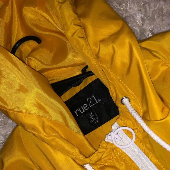 Windbreaker jacket - Picture 2 of 4